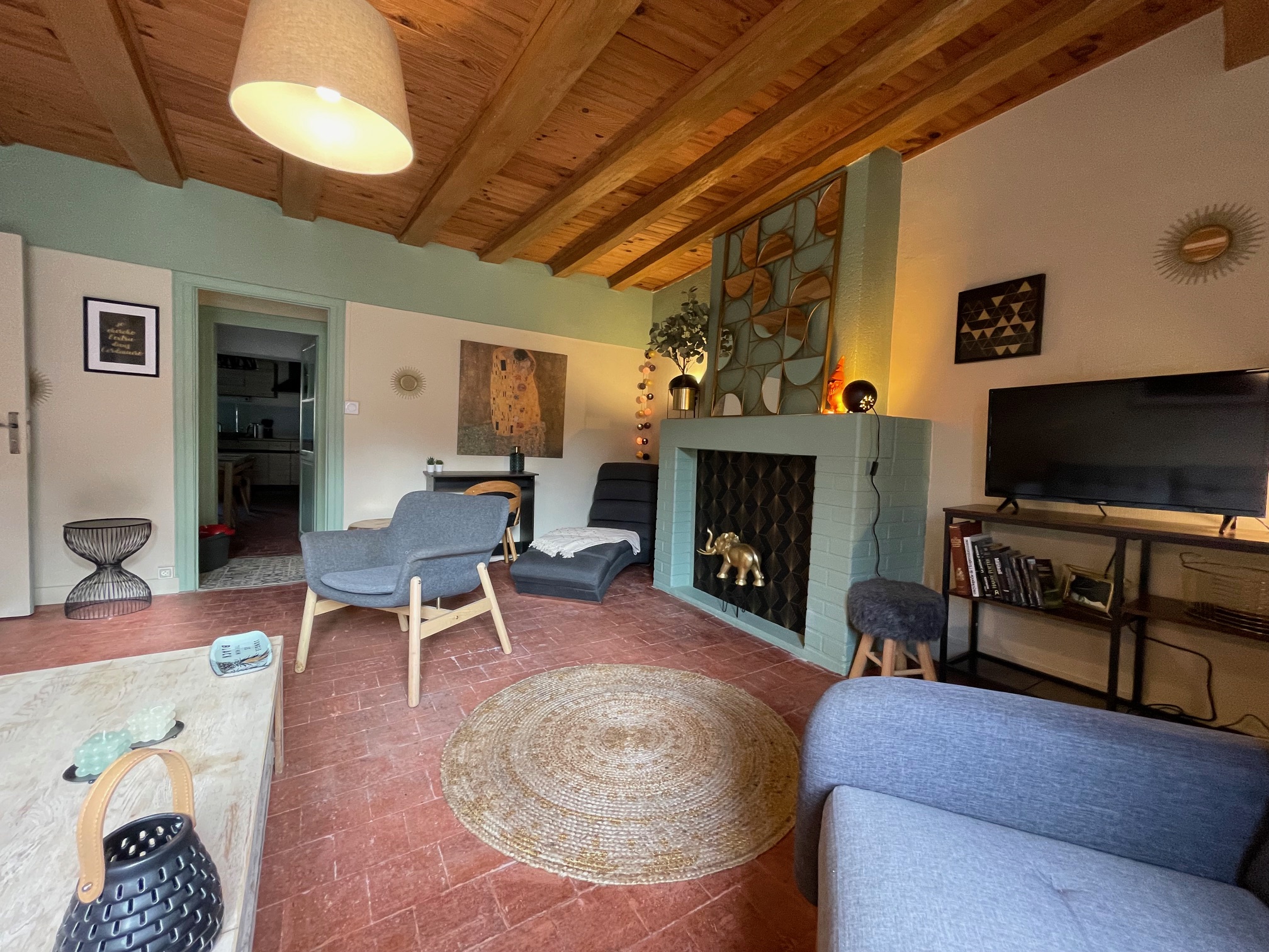Photo du salon du gîte "Le Doux Douillet" situé à Saint-Aignan